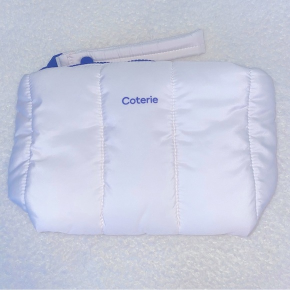 Coterie The Pouch White and Blue Puffy Travel Bag - Picture 2 of 8